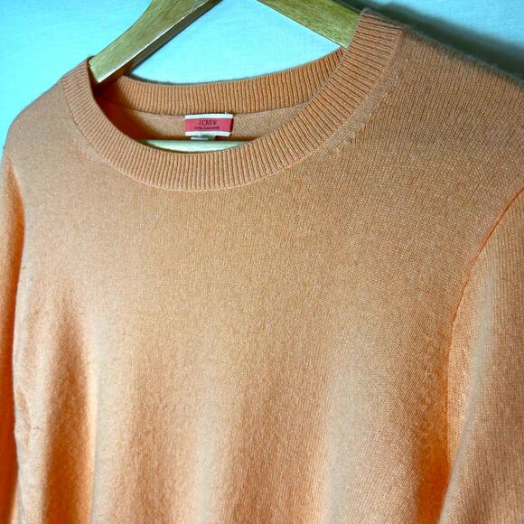 J. Crew Peachy Orange 100% Cashmere Classic Crewneck Sweater Size L - Picture 4 of 10